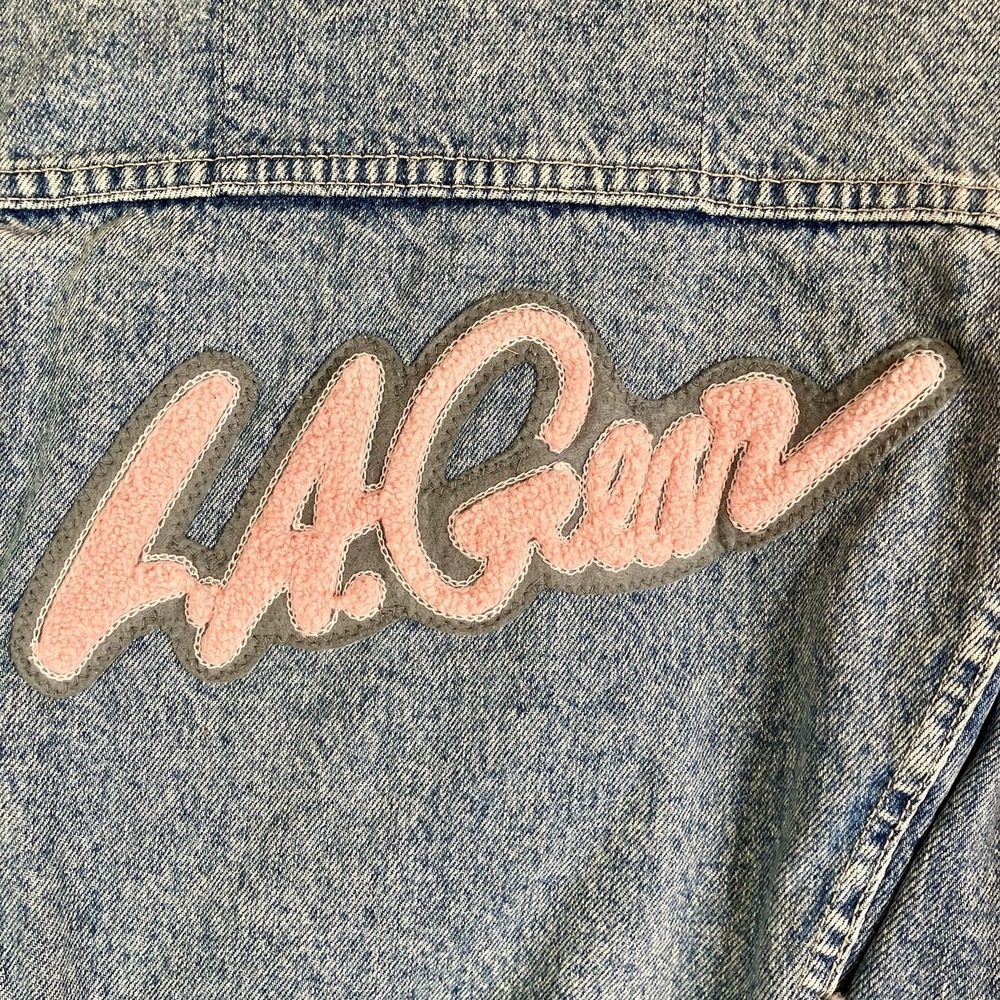 Vintage L.A. Gear Denim Jacket Cropped 80s 90s Logo Patch Teal Pink Y2K Style M - Picture 11 of 16
